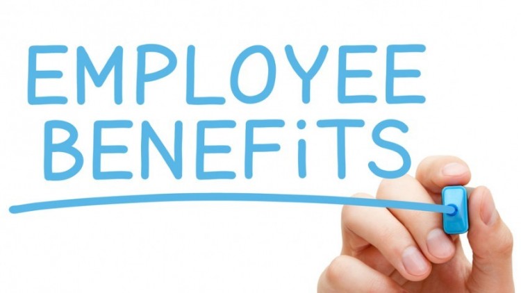 Offering employees non-cash benefits
