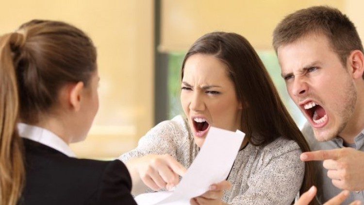 Handle customer complaints the right way