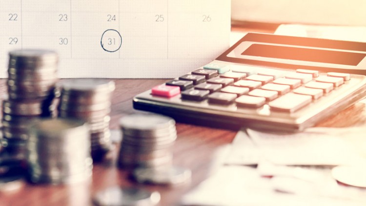 Claiming clothing this tax time?